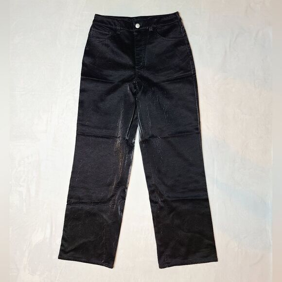 🌿"Forever 21"  pants ( leather look) size M. - Picture 2 of 11